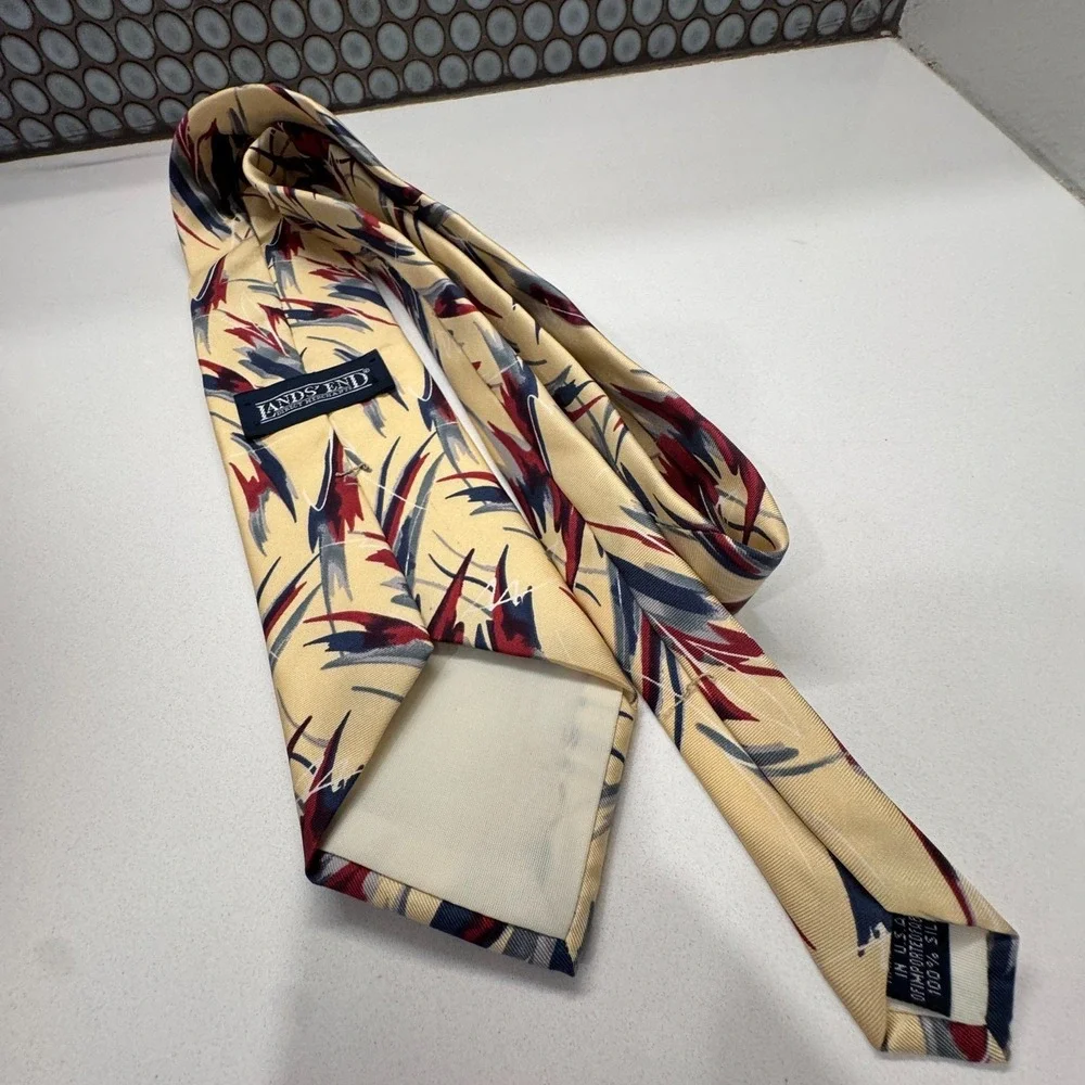 Vintage Lands End Tie Floral Abstract 100% Silk USA Made Hand Sewn Old Money‎